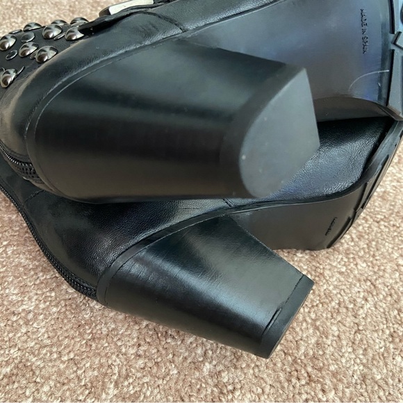 Stuart Weitzman City Slicker Studded Leather Ankle Boots size 7.5, 3” MSRP $395 - Picture 10 of 15